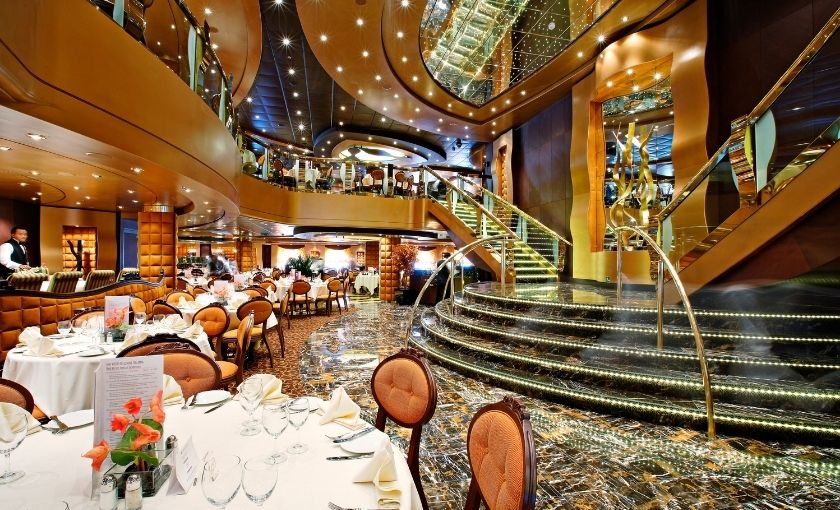 Restaurant op de MSC Splendida